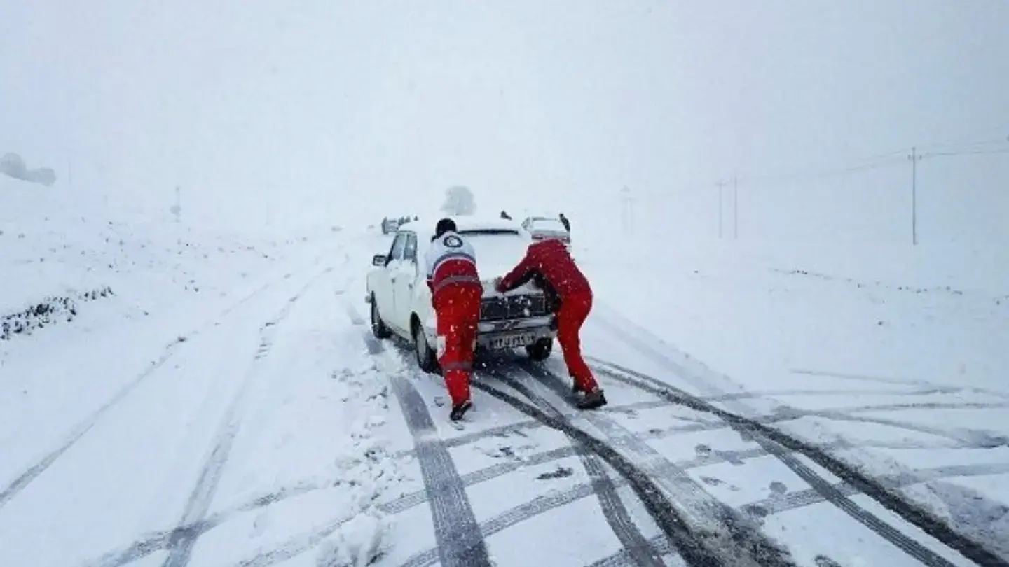 “The heartbeat in the snow”: Midwife braves a blizzard-wrecked ambulance to save mother and child in western Iran
